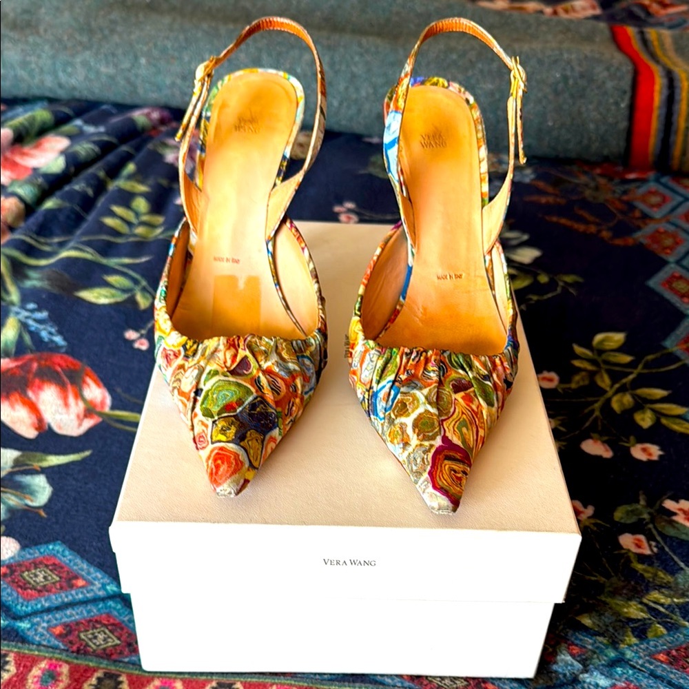 Vera Wang Multicolor Slingback Heels